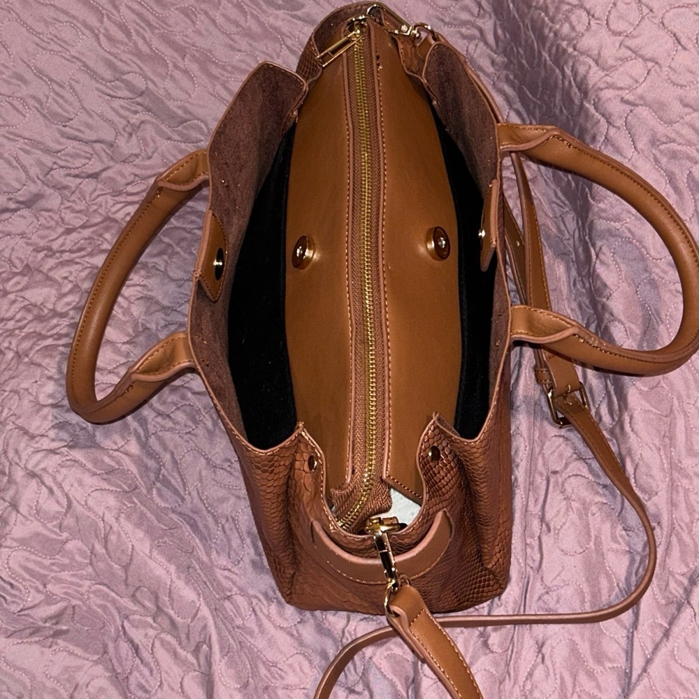 Mellow World Vegan Leather Cognac Crossbody. Snakeskin texture. Gently Usef. - Picture 7 of 11